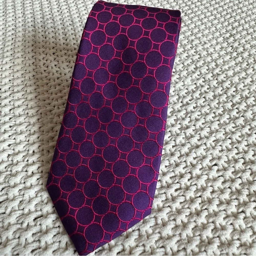 CHARLES TYRWHITT Circle Spot Purple & Hot Pink Woven 100% Silk Tie Men’s London